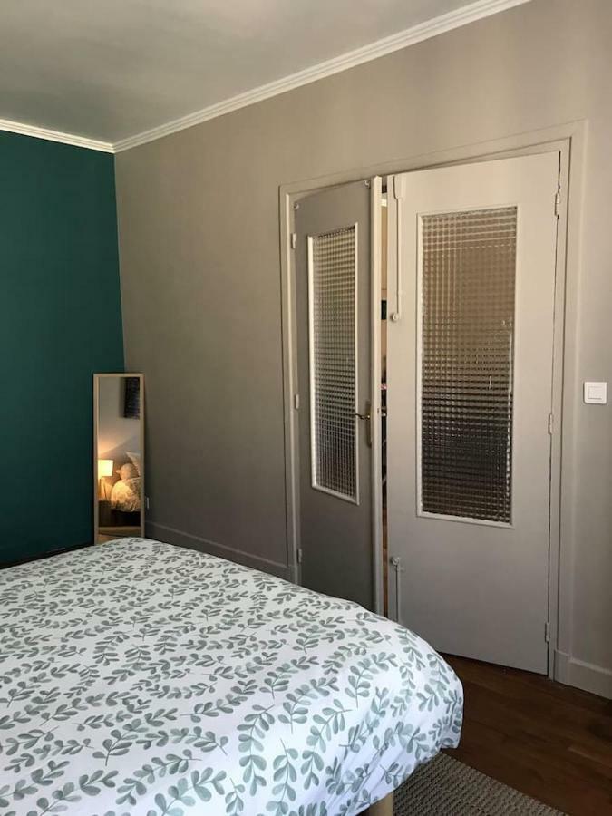 Appartement De Charme En Plein Coeur Du Centre Ville De Compiègne Екстериор снимка