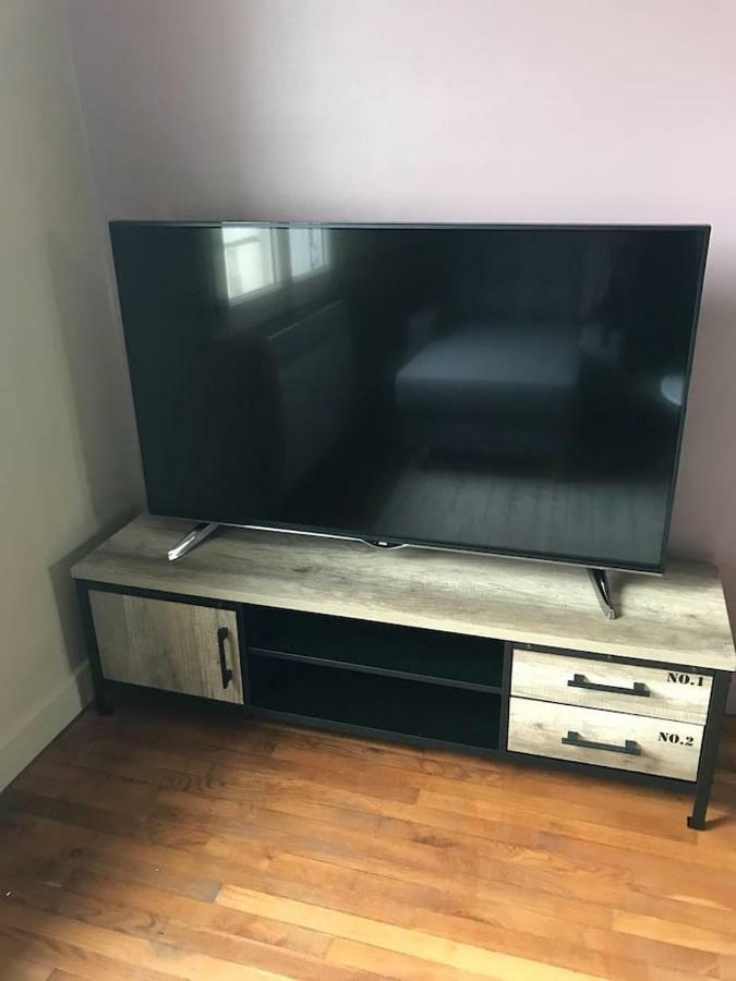 Appartement De Charme En Plein Coeur Du Centre Ville De Compiègne Екстериор снимка