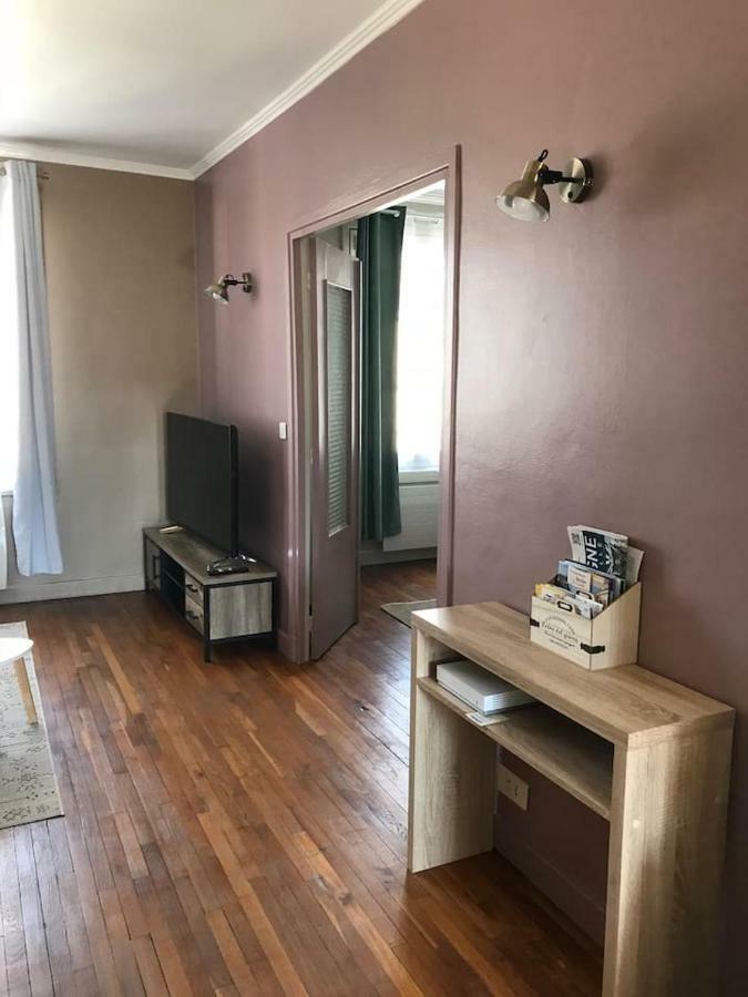 Appartement De Charme En Plein Coeur Du Centre Ville De Compiègne Екстериор снимка
