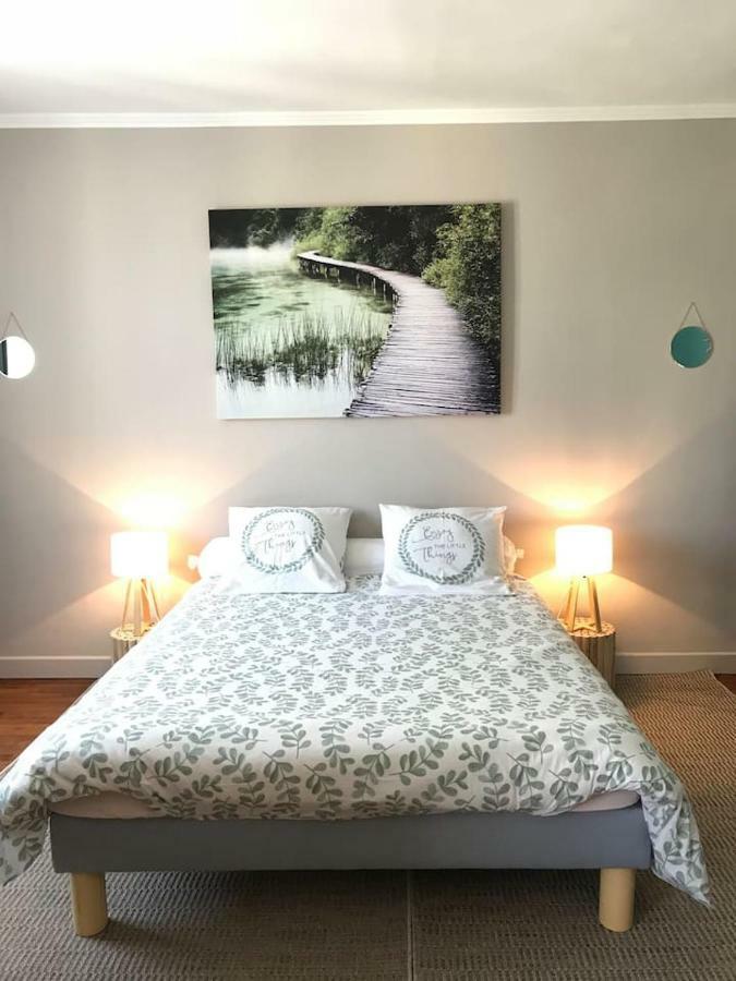 Appartement De Charme En Plein Coeur Du Centre Ville De Compiègne Екстериор снимка